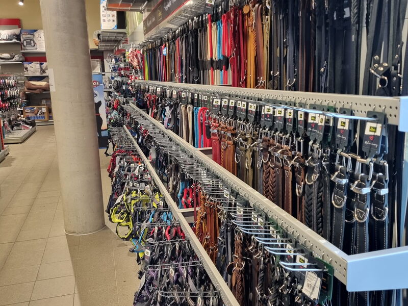 Alles für Tiere - Filiale BraWoPark Hundeleinen